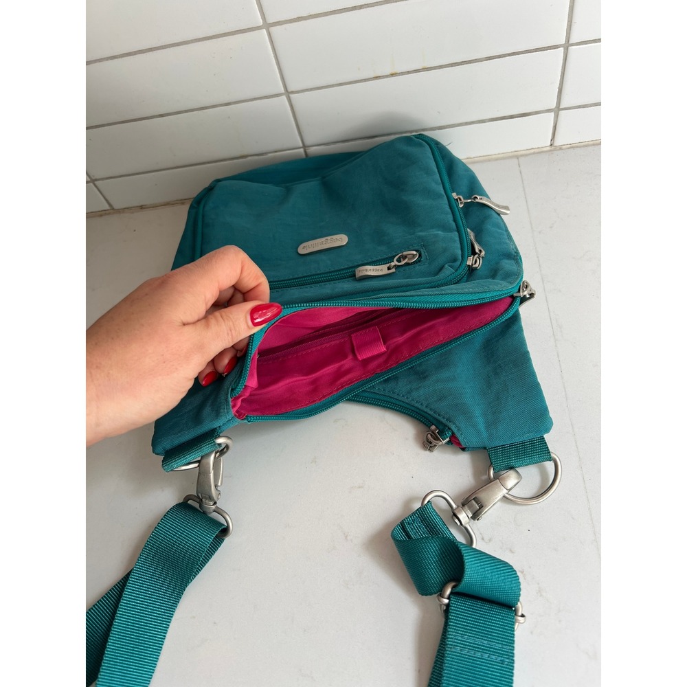 Baggallini Teal Nylon Crossbody Bag with Pink Lining and Adjustable Strap - Picture 5 of 8